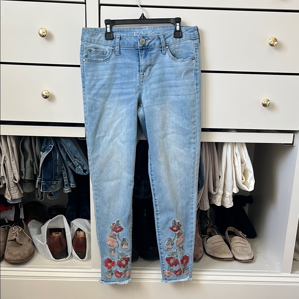 Mid Rise Floral Embroidered Skinny Jeans